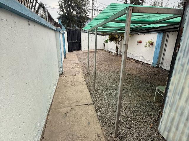 1 DORMITORIO, LIVING ESTACIONAMIENTO PARA CAMIÓN Y AUTO