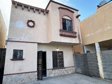 Casa semi amueblada en RENTA en Portal del Sur