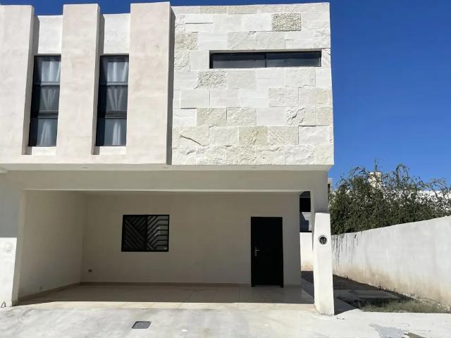 Casa Semi amueblada en RENTA en Santa Elena 1er Sector