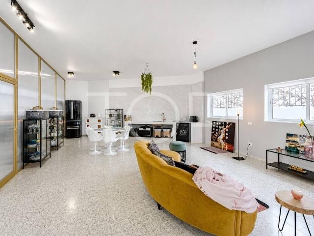 Casa semi adosada con vistas al mar y gran terraza en Los Me. 125m² Adeje