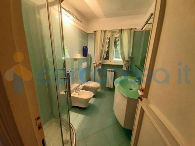 Casa semi indipendente in affitto a Recco
