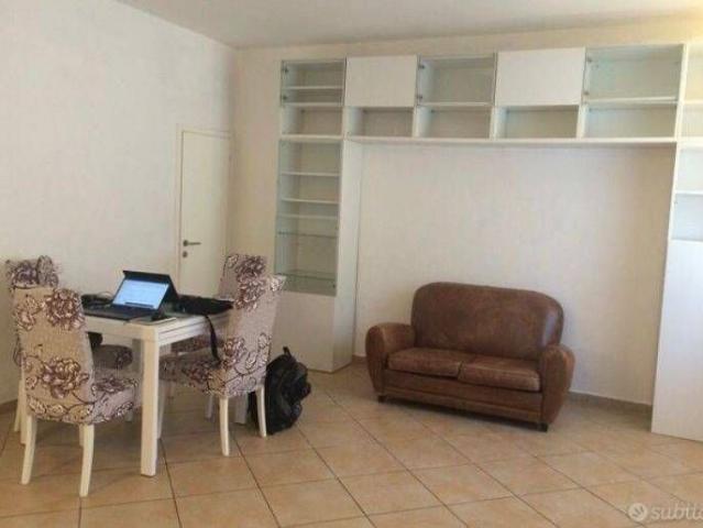 Casa semi indipendente in affitto a Sesto Fiorentino