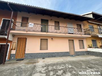 CASA SEMI INDIPENDENTE in VENDITA a VEROLENGO Verolengo di 5 vani