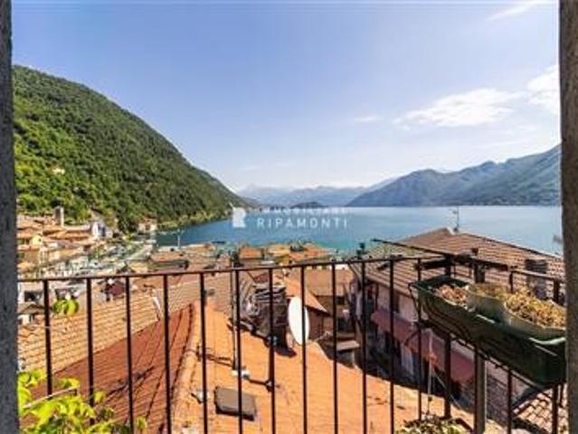 Casa Semi indipendente in Vendita a Argegno