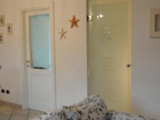 CASA SEMI INDIPENDENTE in VENDITA a CAMAIORE lido di camaiore di 5 vani
