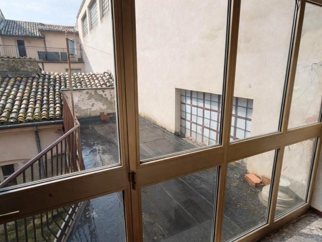 CASA SEMI INDIPENDENTE in VENDITA a CORTEMAGGIORE di 5 vani