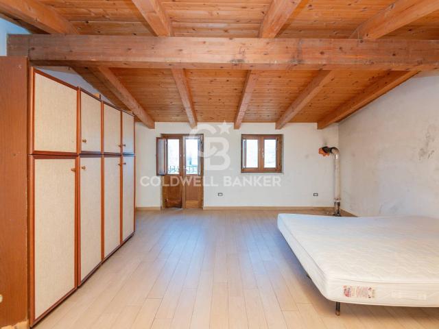 Casa semi indipendente in vendita a Rutino