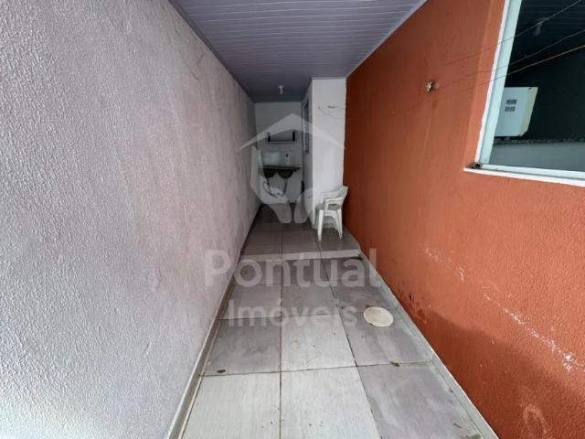 Casa semi mobiliada com 2 dormitórios para locação, Jaraguá, UBERLANDIA MG