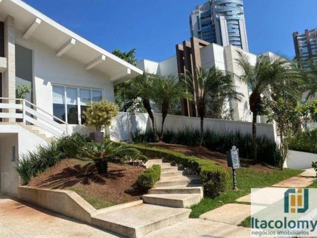 Casa semi térrea à venda no Residencial Alphaville 1