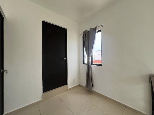 Casa semiamueblada con 2 habitaciones en renta al norte de Mérida