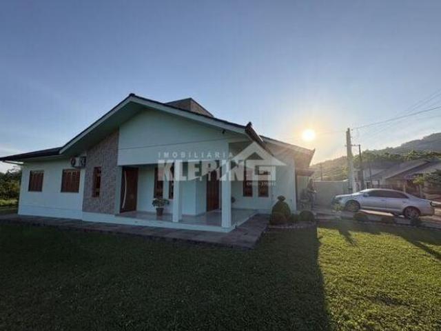 Casa Semimobiliada