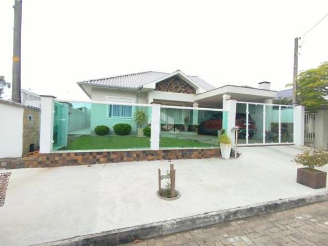 Casa semimobiliada, com 02 dormitórios, no Centro de Vera Cruz