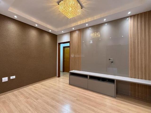 CASA SEMIMOBILIADA À VENDA NO JARDIM COLUMBIA lll EM ARAPONGAS