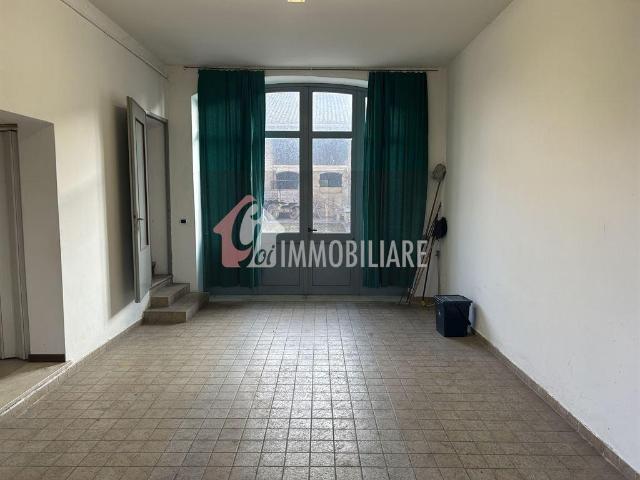 Casa Semindipendente 10 vani 250mq