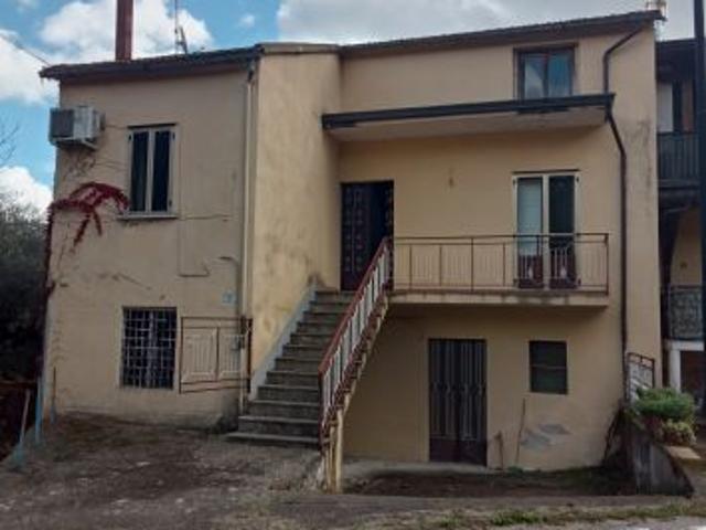Casa semindipendente