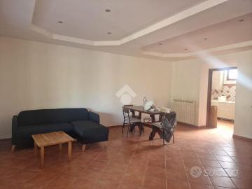CASA SEMINDIPENDENTE A VELLETRI