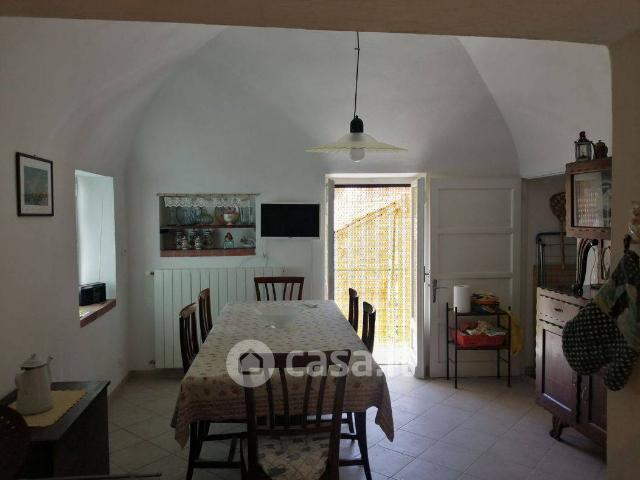 Casa semindipendente in vendita a Calizzano