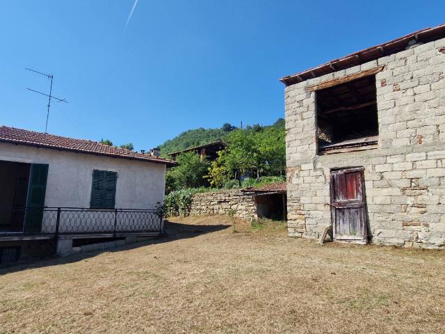 Casa Semindipendente in vendita a Camerana