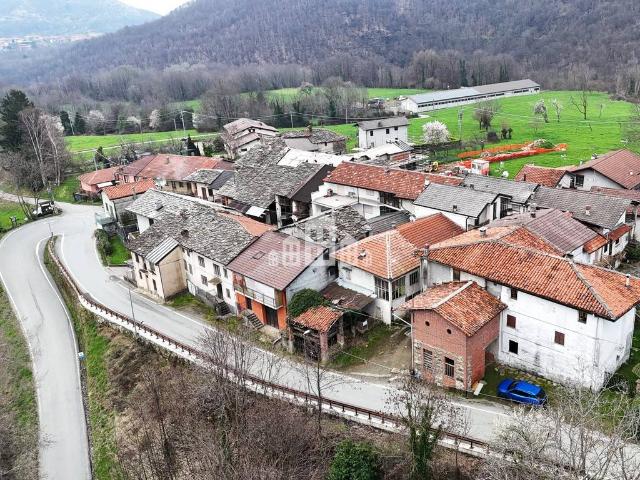 Casa semindipendente in vendita a Canischio