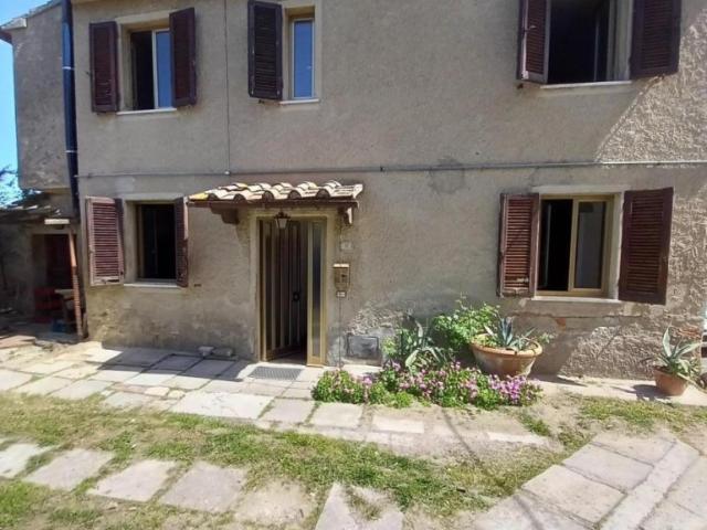 Casa semindipendente in vendita a Casciana Terme Lari
