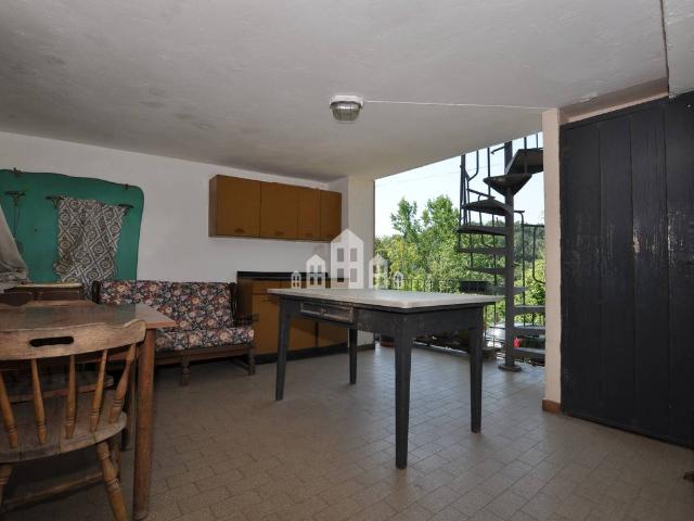Casa semindipendente in vendita a Castellamonte, Preparetto