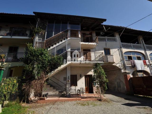 Casa semindipendente in vendita a Castellamonte, San Giovanni Canavese