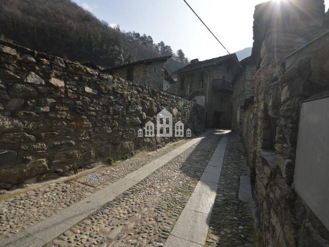 Casa semindipendente in vendita a Arnad, Ville