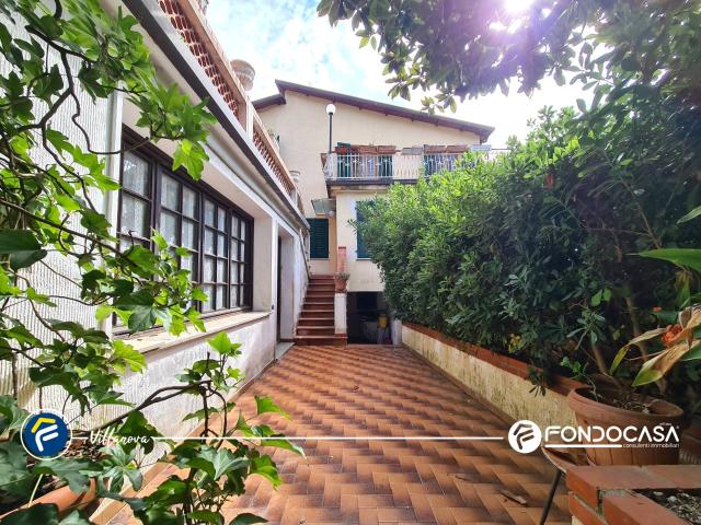 Casa semindipendente in vendita a Borghetto d'Arroscia, Gavenola