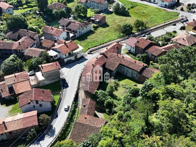Casa semindipendente in vendita a Baldissero Canavese