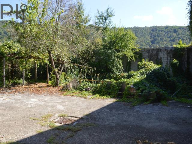Casa Semindipendente in vendita a Gorzegno