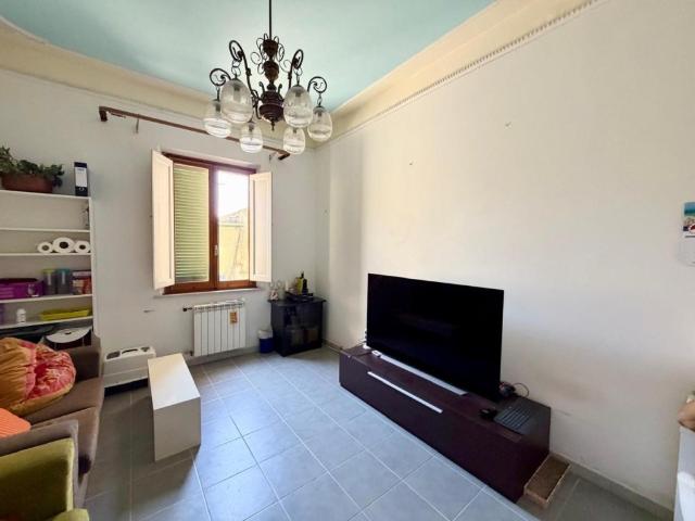 Casa semindipendente in vendita a Empoli via Enrico Fermi, Ponzano