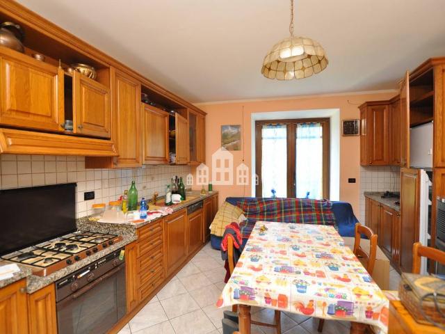 Casa semindipendente in vendita a Locana