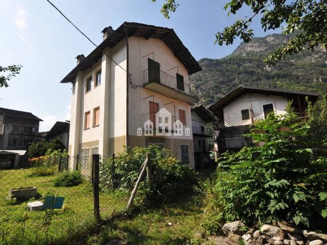 Casa semindipendente in vendita a Locana