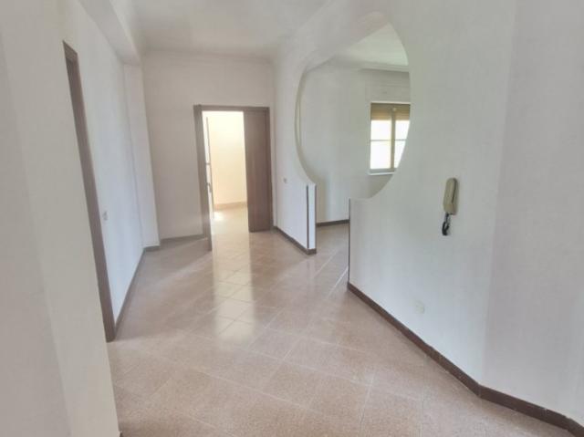 Casa semindipendente in vendita a Lamezia Terme via Canneto Morelli