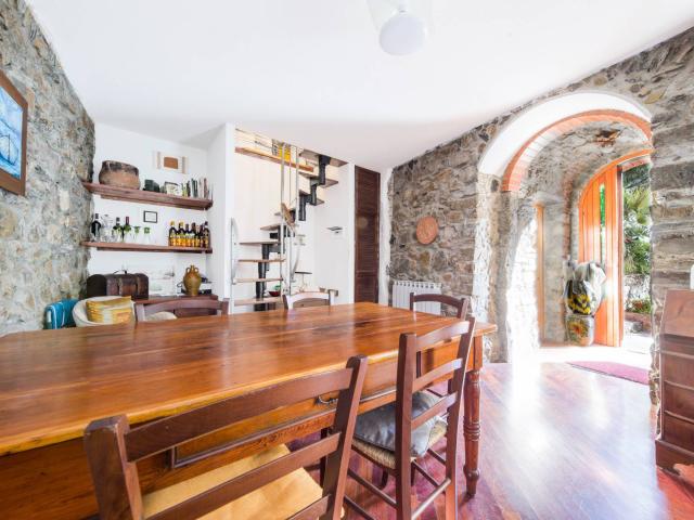 Casa semindipendente in vendita a Moneglia, San Saturnino
