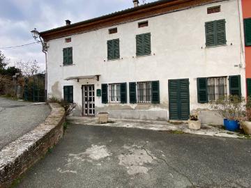 Casa semindipendente in vendita a Montecastello