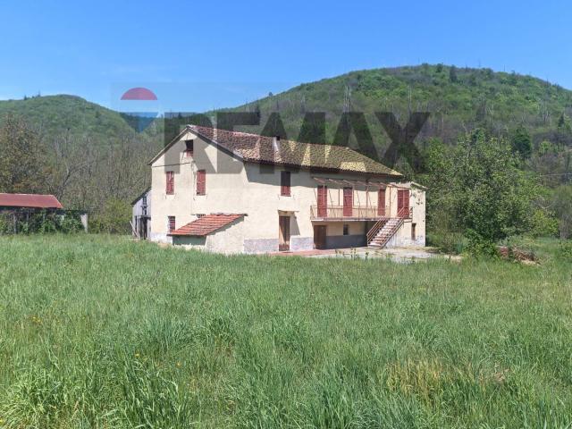 Casa Semindipendente in vendita a Mallare, Acque