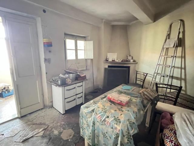 Casa semindipendente in vendita a Massa via Paolo Belmesseri, 7