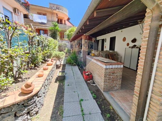Casa Semindipendente in vendita a Misterbianco