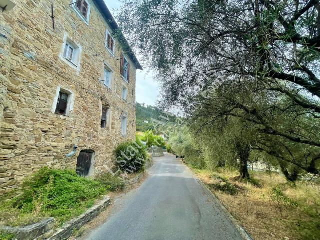 Casa Semindipendente in vendita a Soldano, San Martino