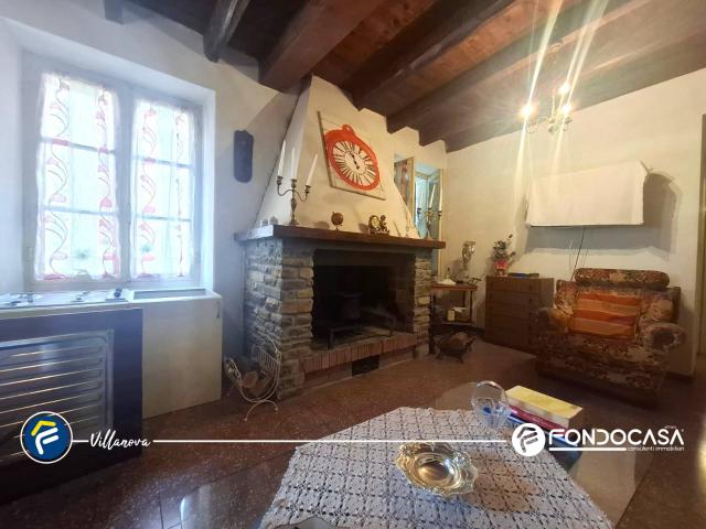 Casa semindipendente in vendita a Pornassio, Ottano