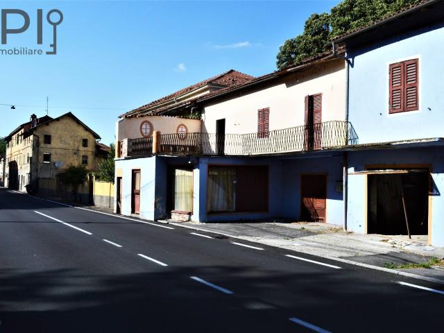 Casa Semindipendente in vendita a Piana Crixia, Pontevecchio