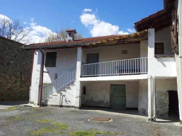 Casa Semindipendente in vendita a Piana Crixia