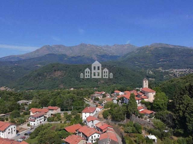 Casa semindipendente in vendita a Val di Chy, Pecco