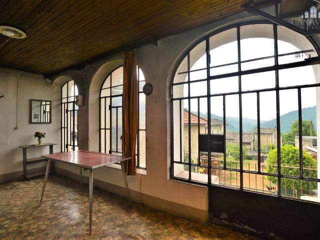 Casa semindipendente in vendita a Valchiusa, Meugliano