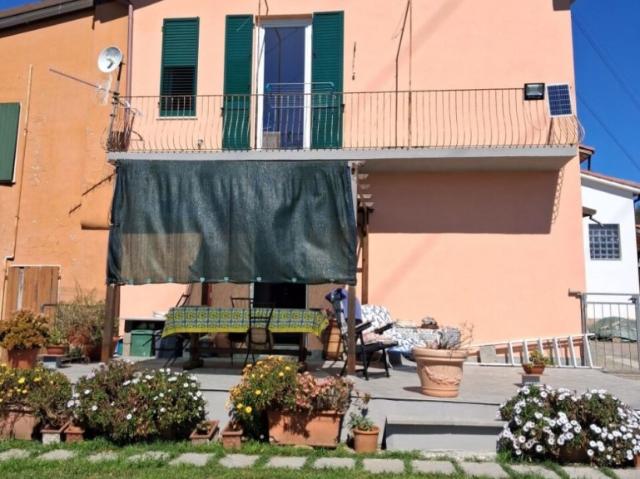 Casa semindipendente in vendita ad Arcola