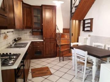 Casa Semindipendente in affitto a Calci via Roma, arredato, nuova costruzione, riscaldamento autonomo TrovaCasa