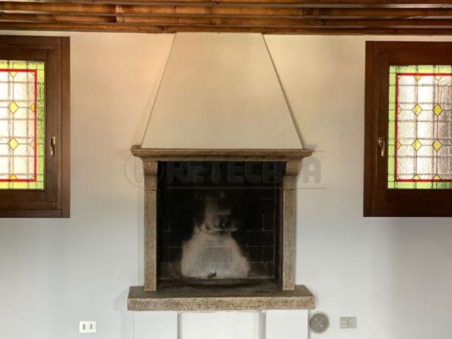 Casa Semindipendente in affitto a Bassano del Grappa, vista panoramica, parzialmente arredato, caminetto TrovaCasa
