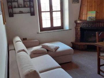 Casa Semindipendente in affitto a Licciana Nardi, arredato, riscaldamento autonomo, caminetto TrovaCasa
