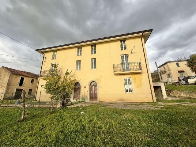Casa semindipendente nelle campagne di Settefrati 205m² Settefrati